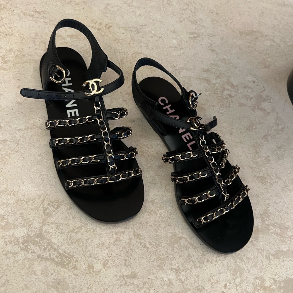 CHANEL | Casual Style Plain Leather Footbed Sandals Elegant Style